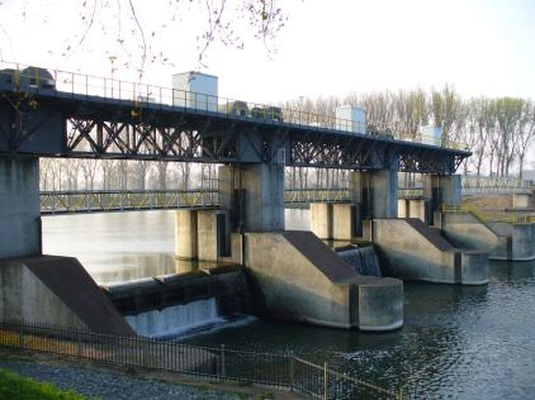 Waterkracht is rode stroom