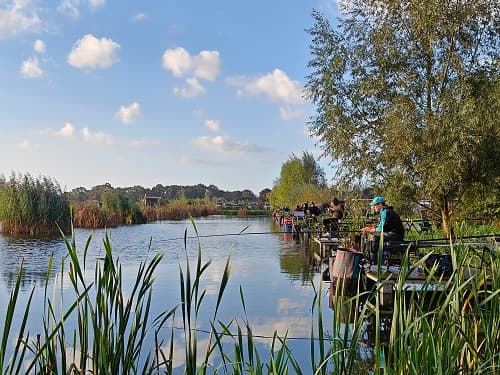 ONK Vijvervissen 2024 met extra spannende finale, schrijf je in voor de selectiewedstrijden