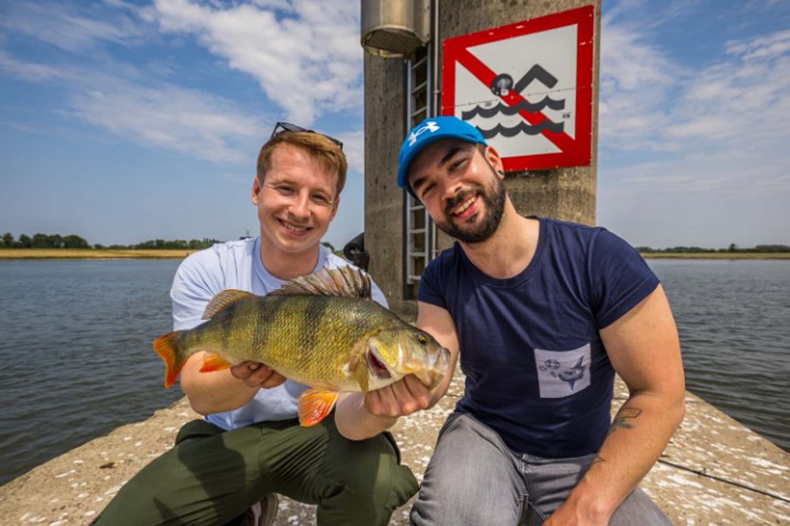 VISPAS. Jouw toegang tot water. engels