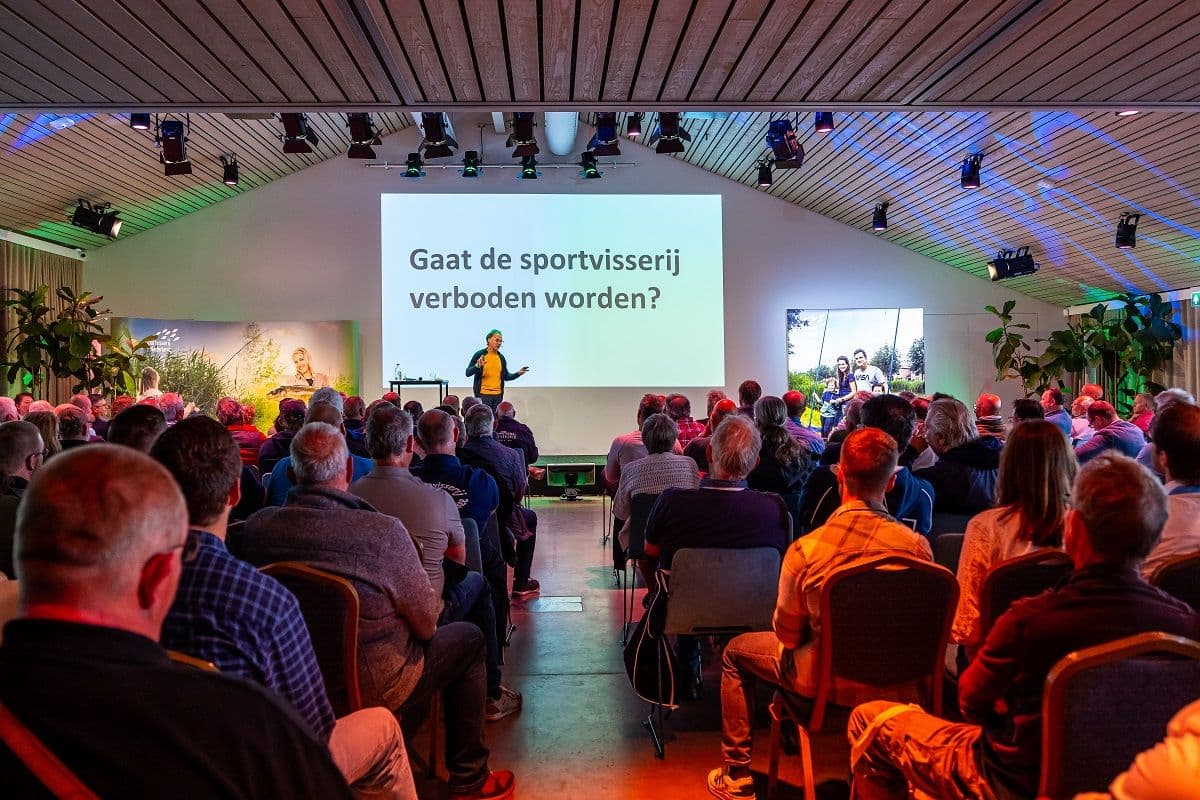 Eerste landelijke verenigingsdag groot succes (video)