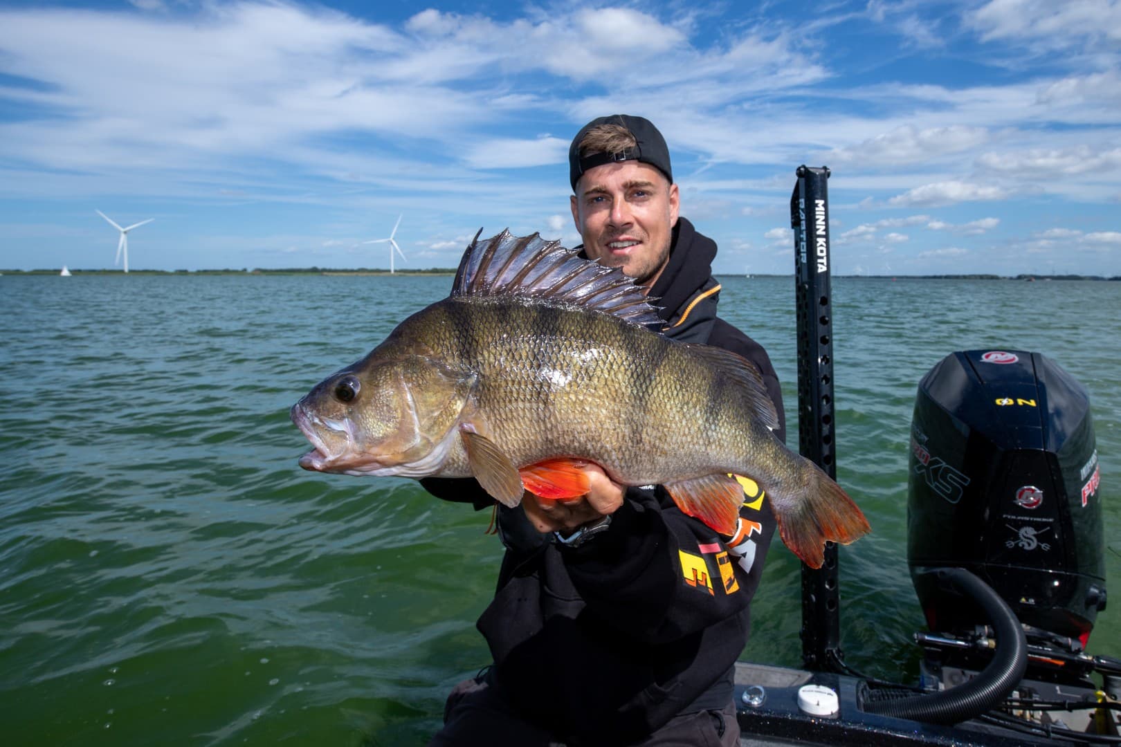 PERCHTRACK in First Cast TV