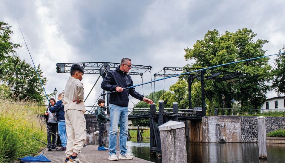Trakteer de klas op een visles