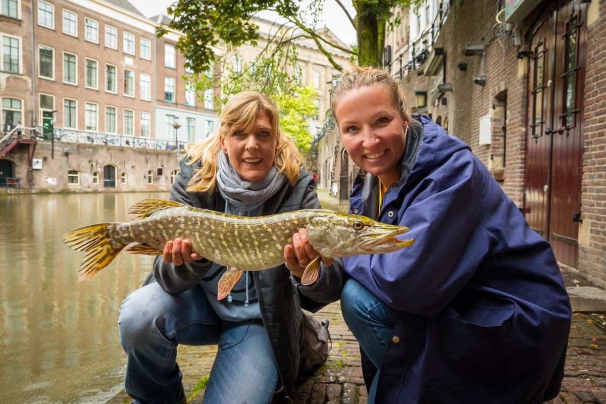 Sportvissen door vrouwen