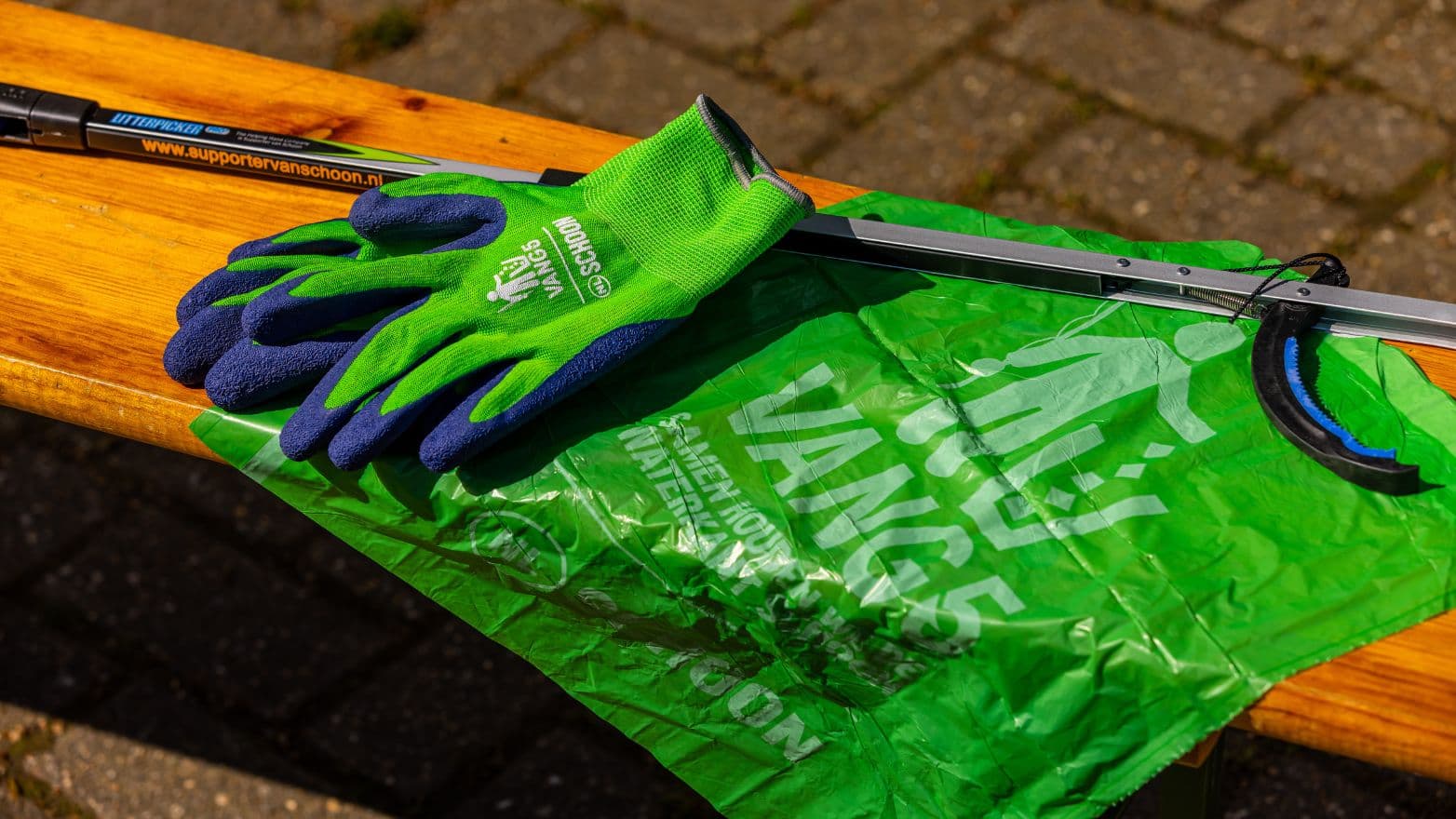 VISPAS. Jouw toegang tot water. engels